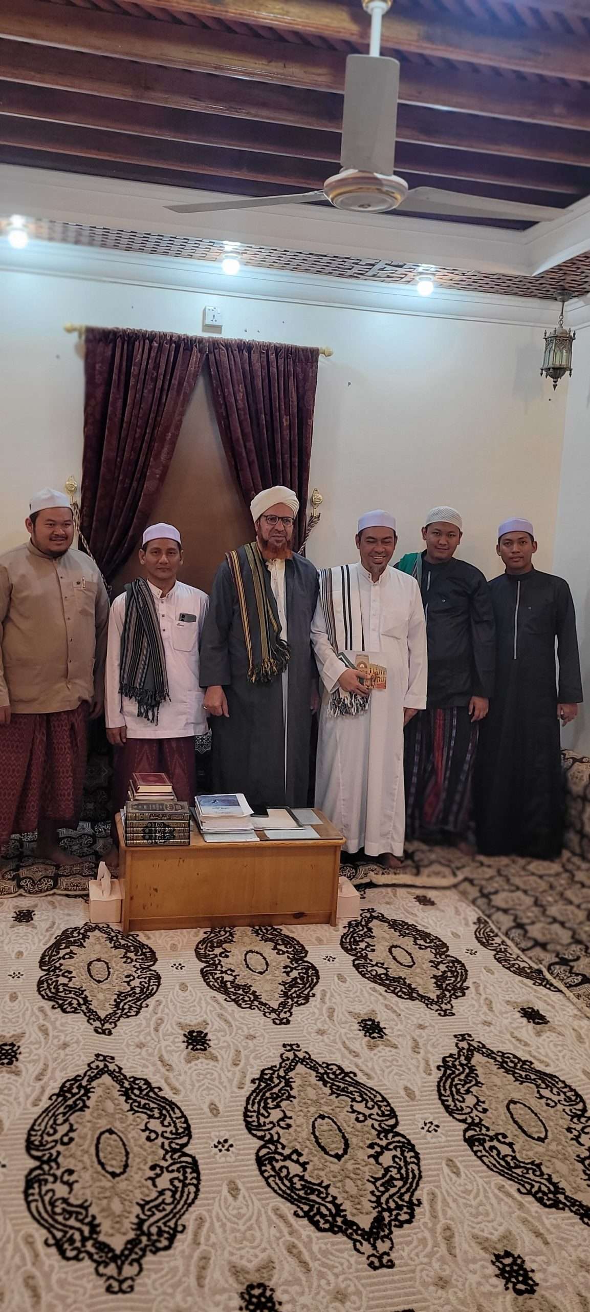 مدير معهد النور الشيخ صلاح الدين منشا البنجري في زيارة لدائرة الفتاوى